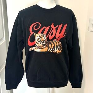 Black Tiger Graphic Women's Sweatshirt